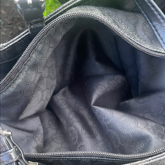 Michael Kors Black Leather Tote with Structured Design - Picture 14 of 14